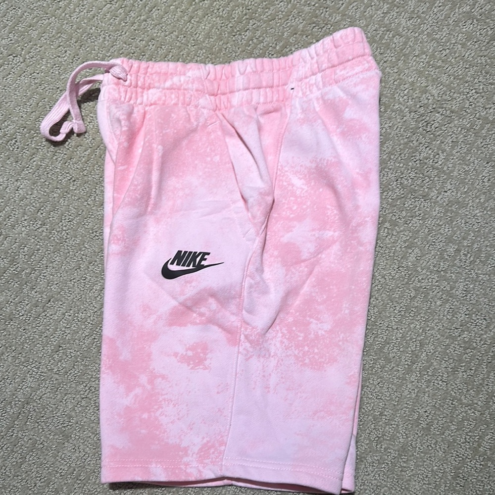 Nike Standard Fit Soft Pink Shorts